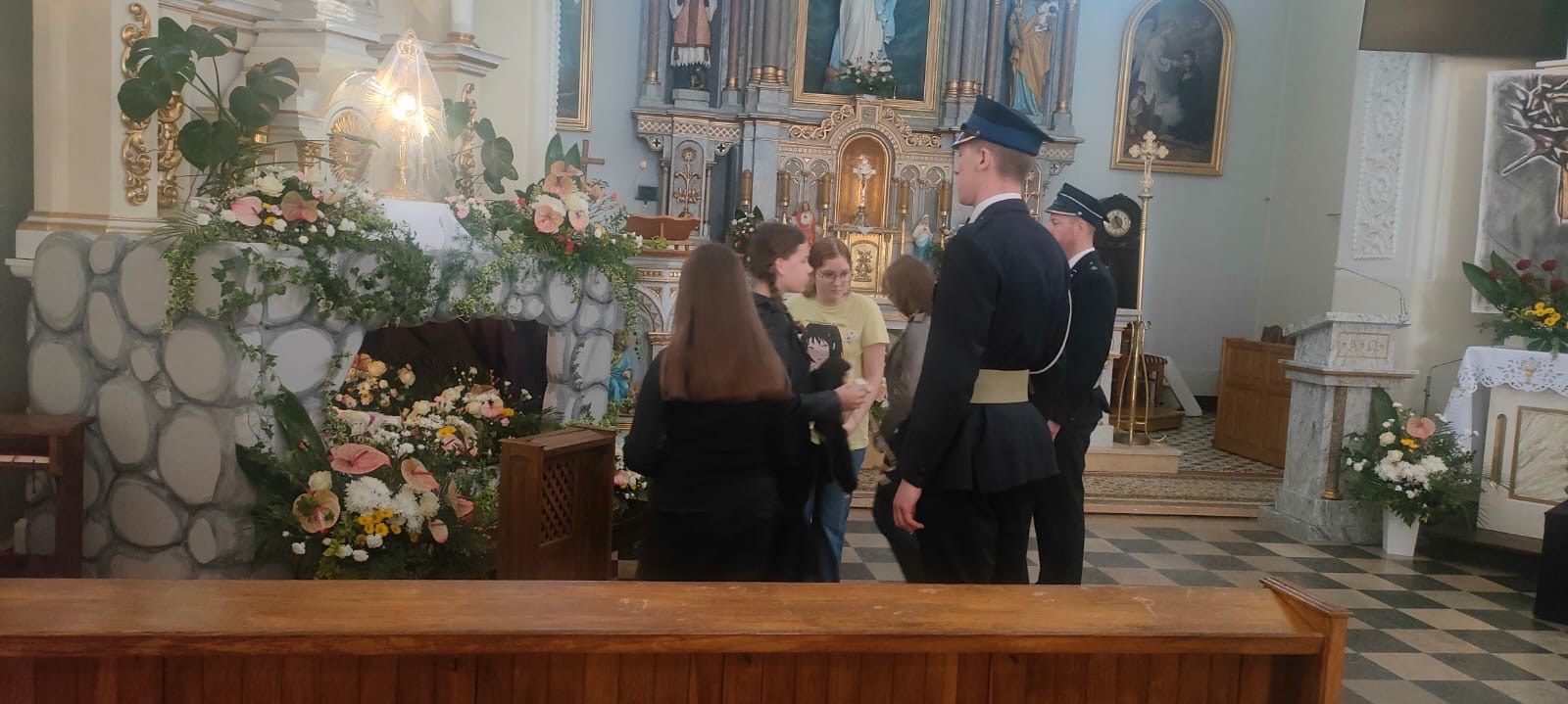 9b674b89-d2f1-4fac-8b0b-467ba9d87ac2