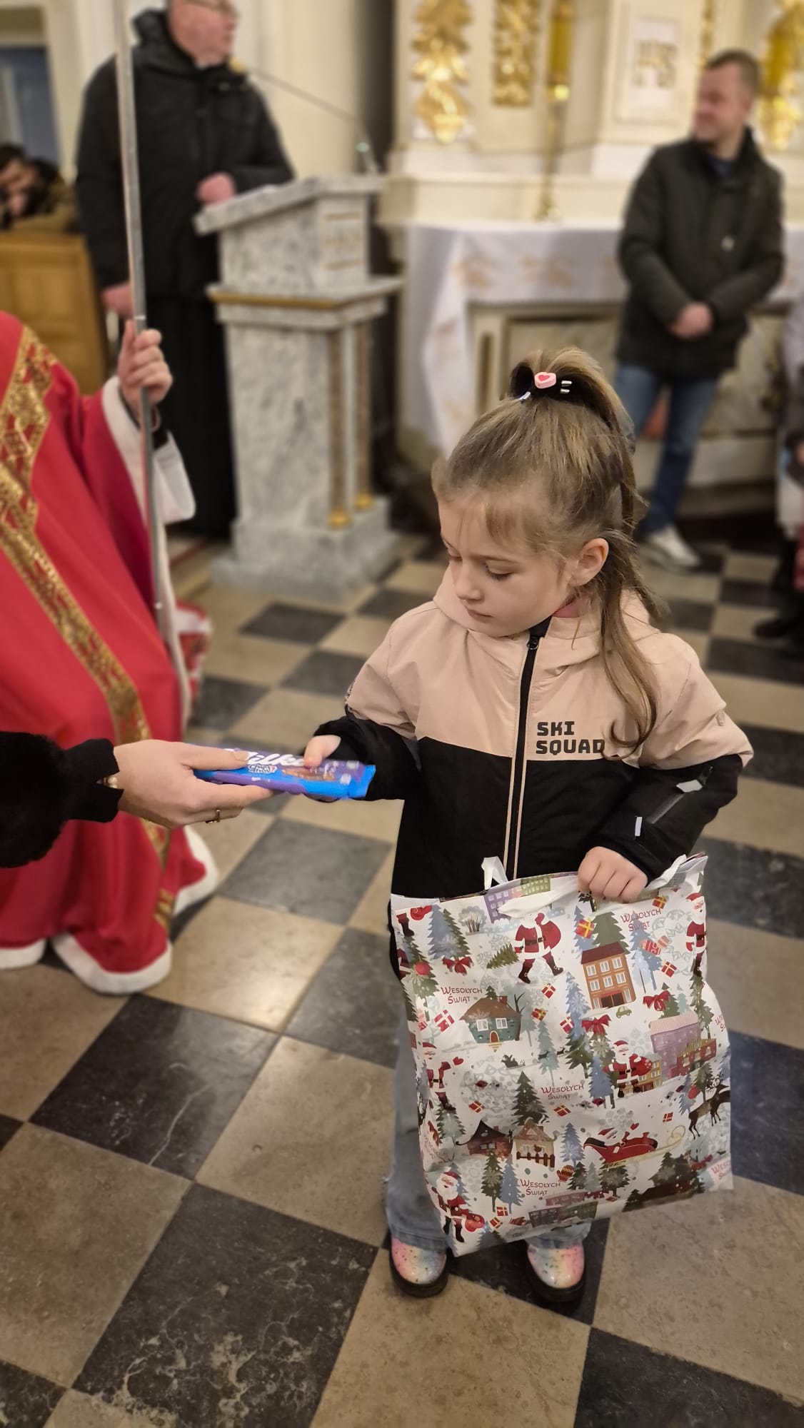 PHOTO-2025-12-07-13-17-40 7